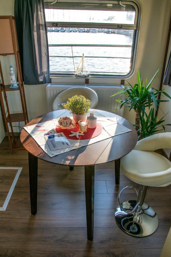 Island-Dreams Hausboot Cecilie Appartement Schleswig Buitenkant foto