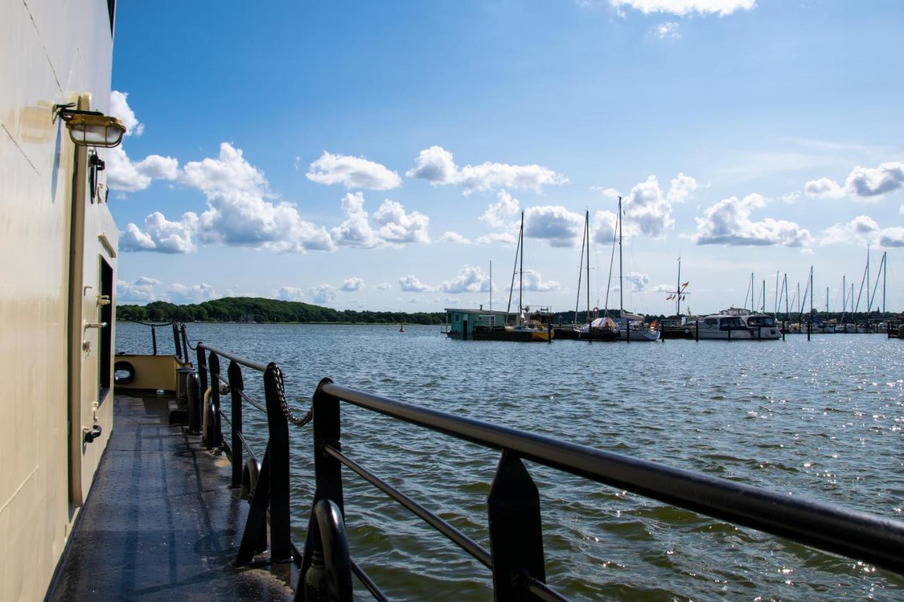 Island-Dreams Hausboot Cecilie Appartement Schleswig Buitenkant foto