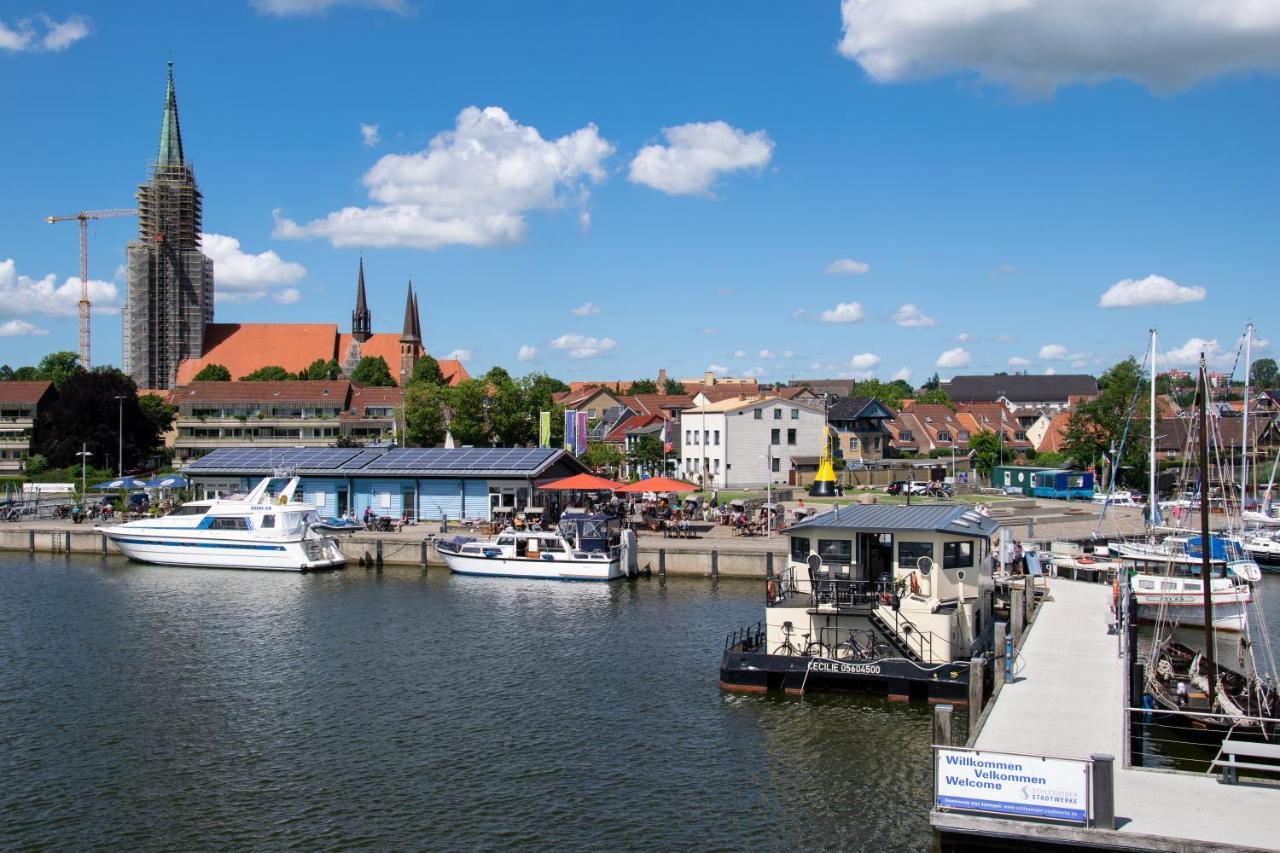 Island-Dreams Hausboot Cecilie Appartement Schleswig Buitenkant foto